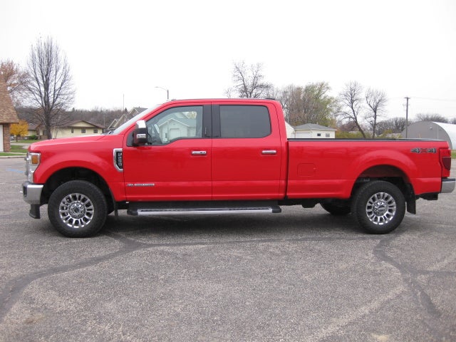 2022 Ford Super Duty F-250 SRW LARIAT 4WD Crew Cab 8' Box