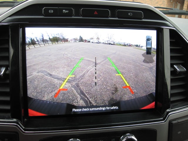 2022 Ford Super Duty F-250 SRW LARIAT 4WD Crew Cab 8' Box