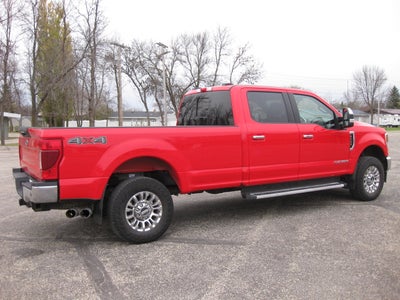 2022 Ford Super Duty F-250 SRW LARIAT 4WD Crew Cab 8' Box