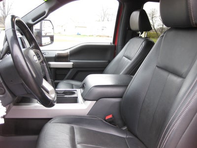 2022 Ford Super Duty F-250 SRW LARIAT 4WD Crew Cab 8' Box