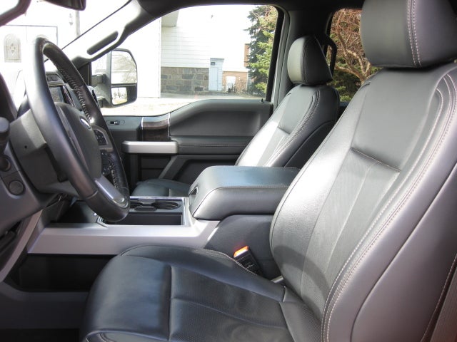 2022 Ford Super Duty F-250 SRW LARIAT 4WD Crew Cab 6.75' Box