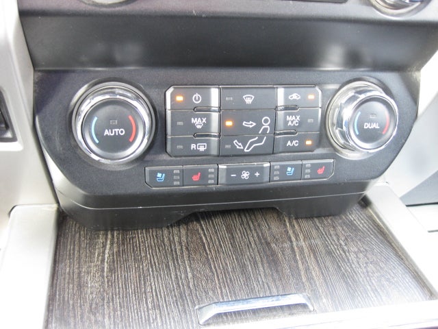 2021 Ford Super Duty F-350 SRW LARIAT 4WD Crew Cab 8' Box