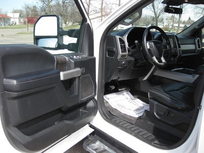 2021 Ford Super Duty F-350 SRW LARIAT 4WD Crew Cab 8' Box