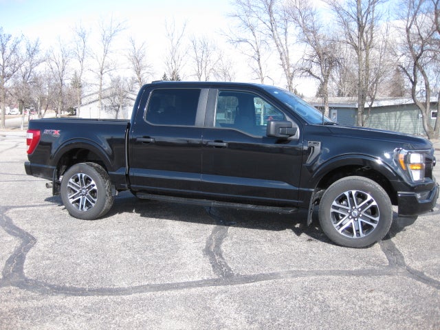 2023 Ford F-150 XL 4WD SuperCrew 5.5' Box