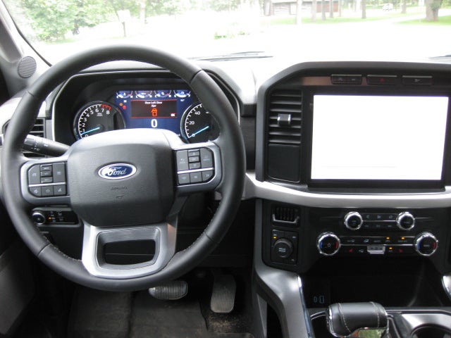 2023 Ford F-150 XL 4WD SuperCrew 5.5' Box