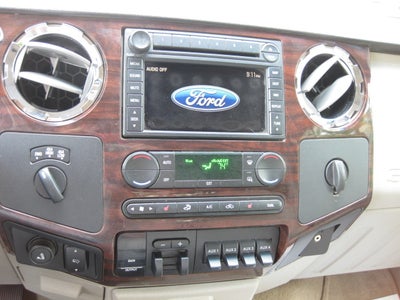 2008 Ford Super Duty F-350 SRW 4WD Crew Cab 8 Ft Box Lariat