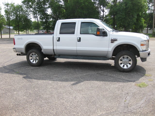 2008 Ford Super Duty F-350 SRW 4WD Crew Cab 8 Ft Box Lariat