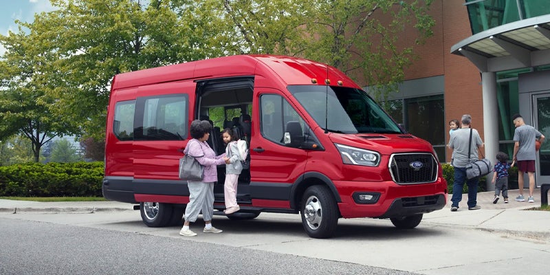 2025 Ford Transit Passenger Wagon step down